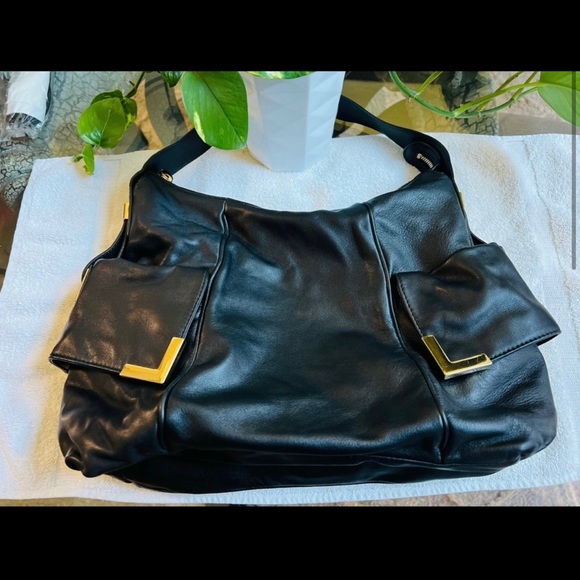 Black and Gold Michael Kors Purse - Picture 2 of 9
